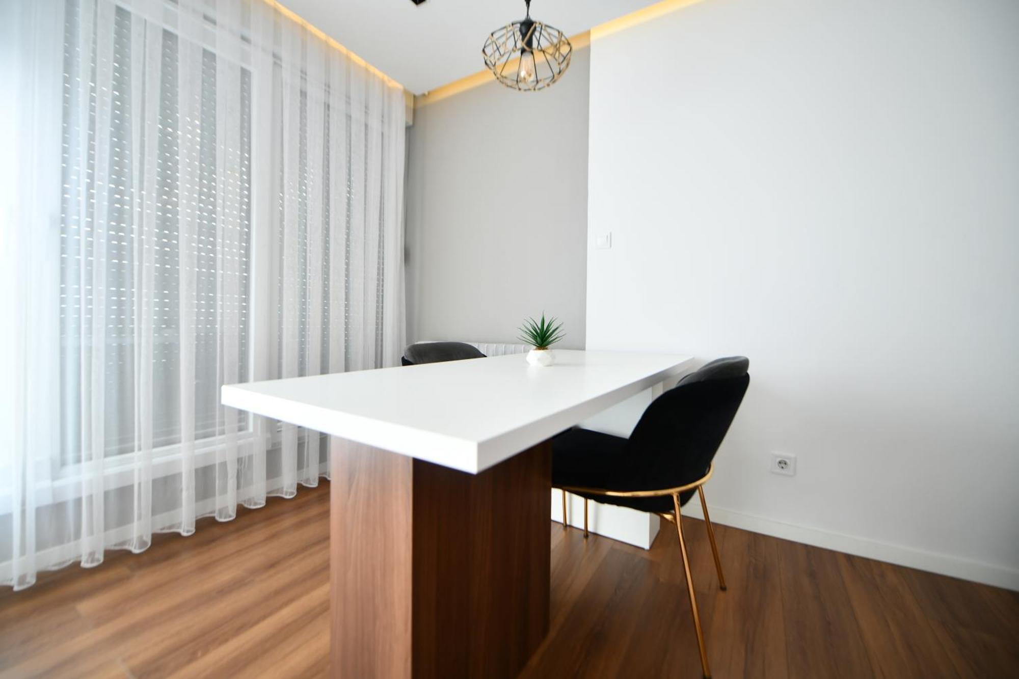 Msm-2 Apartment Пристина Екстериор снимка